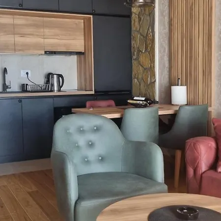 Zlatibor Harmonija Royal Garden Two Bedroom Panoramic View Apartman