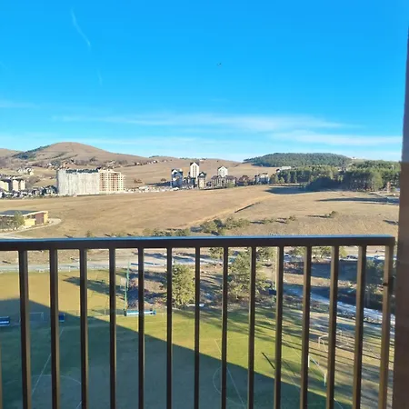 Harmonija Royal Garden Two Bedroom Panoramic View 아파트 *