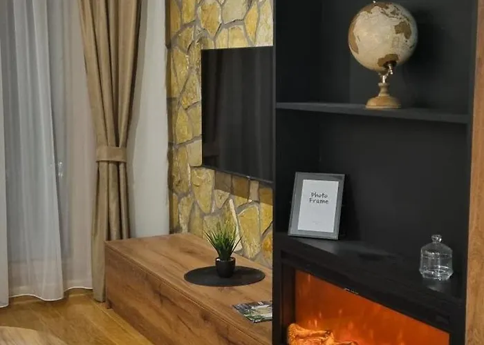 아파트 Harmonija Royal Garden Two Bedroom Panoramic View *