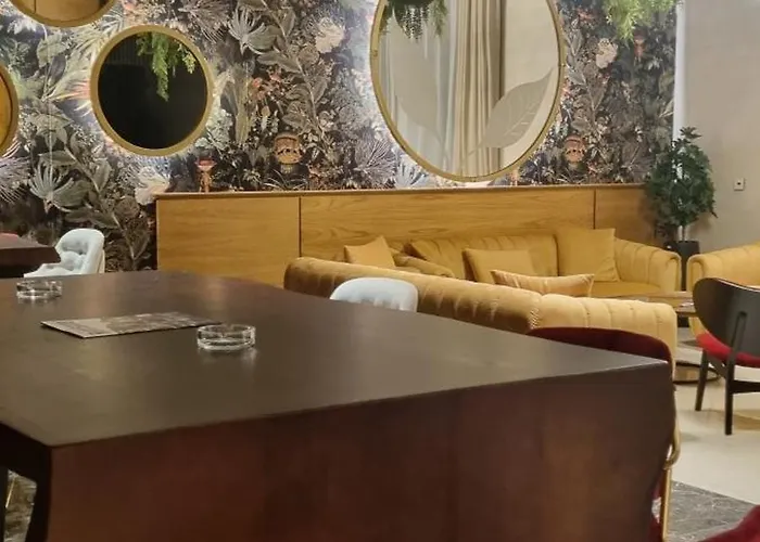 아파트 Harmonija Royal Garden Two Bedroom Panoramic View