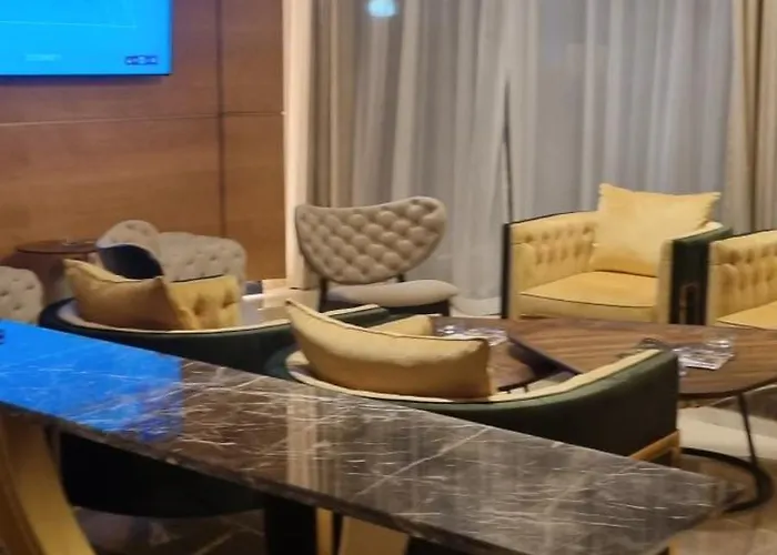 아파트 Harmonija Royal Garden Two Bedroom Panoramic View 즐라티보