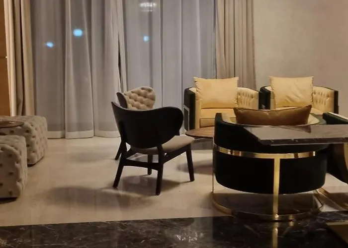 아파트 Harmonija Royal Garden Two Bedroom Panoramic View