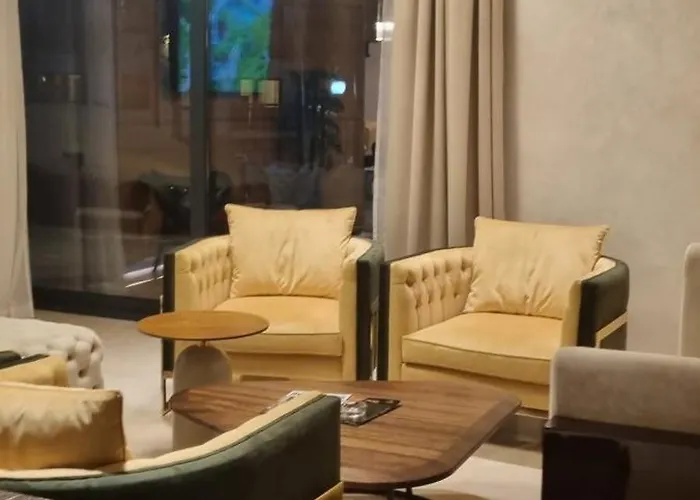 아파트 Harmonija Royal Garden Two Bedroom Panoramic View 즐라티보