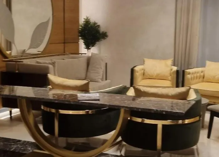 아파트 Harmonija Royal Garden Two Bedroom Panoramic View *