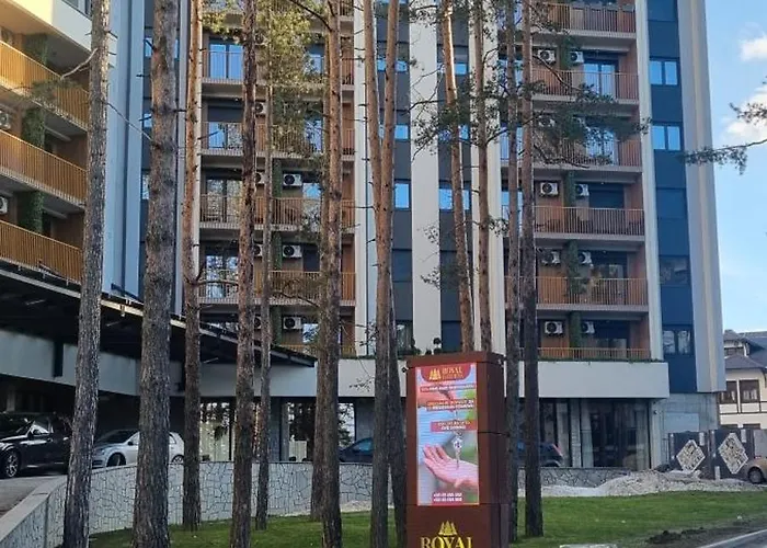 아파트 Harmonija Royal Garden Two Bedroom Panoramic View *