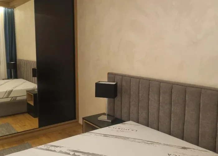 Harmonija Royal Garden Two Bedroom Panoramic View 아파트