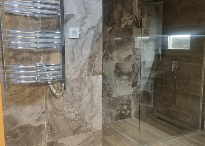 Harmonija Royal Garden Two Bedroom Panoramic View 아파트 즐라티보