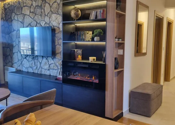 아파트 Harmonija Royal Garden Two Bedroom Panoramic View *